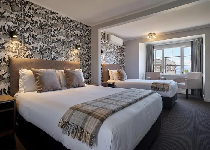 Suncourt Hotel & Conference Centre