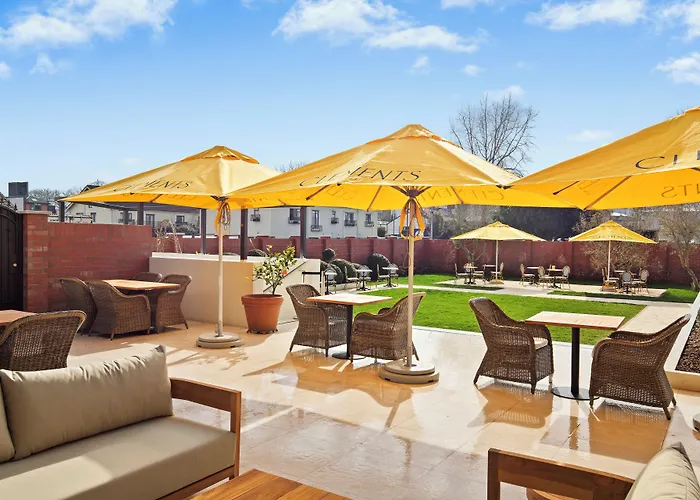 The Clements Hotel
